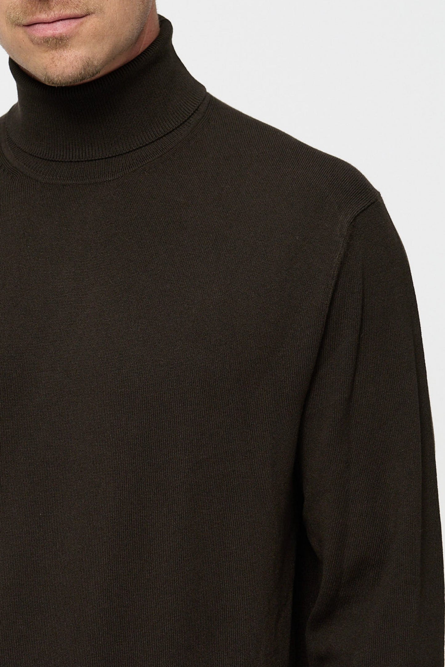 Turtleneck Sweater DiRyan 408-880 Dark Brown