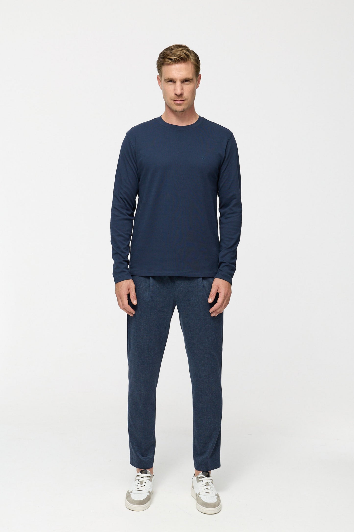 T-Shirt DiOwen 213-690 Navy 