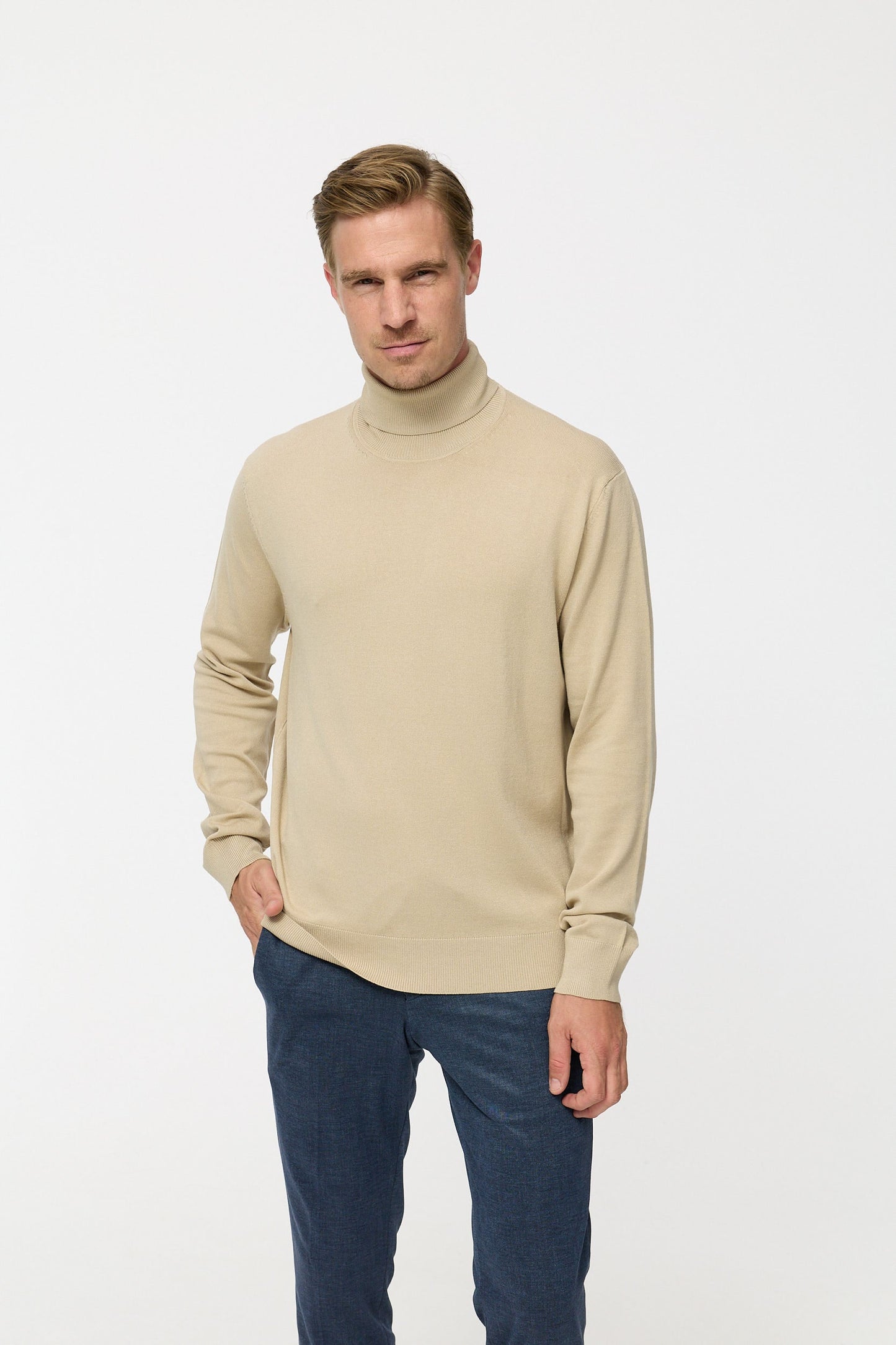 Turtleneck sweater DiRyan 408-220 beige